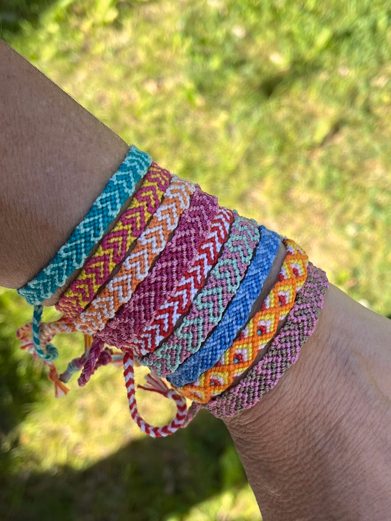 Knutna armband