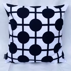 Pillow Hiddenshe White/Black