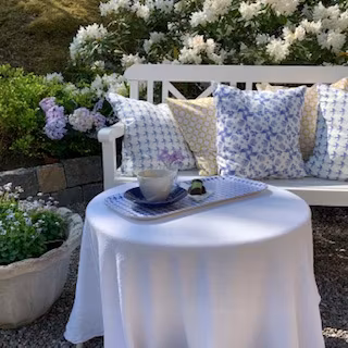 Pillow Apple blossom