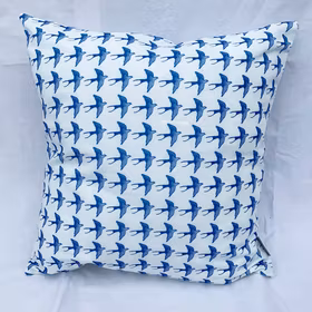 Pillow Swallow