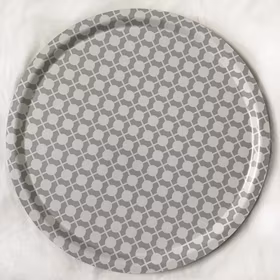 Tray Hiddenshe Gray/white