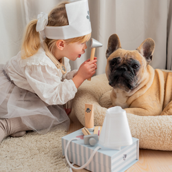 Veterinärväska för barn med innehåll