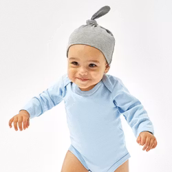 Personlig bebismössa med knut