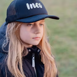 Truckerkeps för barn med namn - Svart/Svart