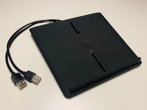 Trådlös (QI) mobiltelefonladdare för Model 3 2017-2020 (svart)