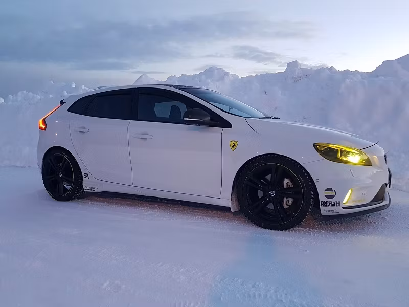 Grym Volvo V40 med EVOFILM