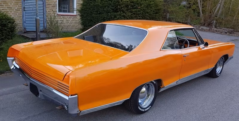 Pontiac med solfilm
