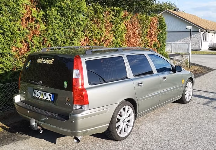 Volvo V70 med tonande rutor