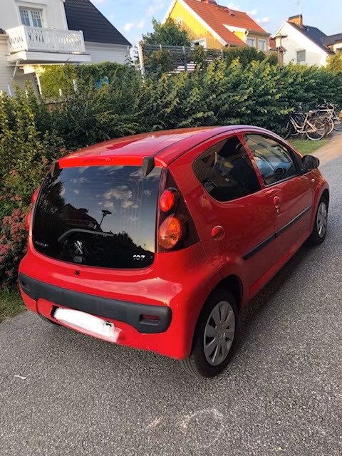 Peugeot 107 med solfilm