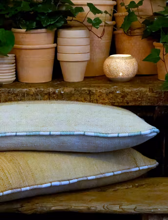 Handwoven - Wool cushion