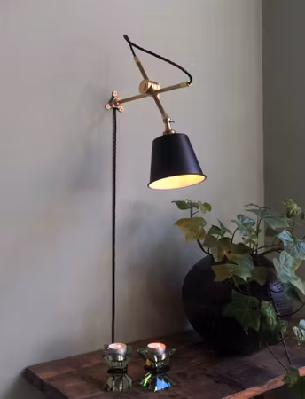 Handmade - Articulating wall light