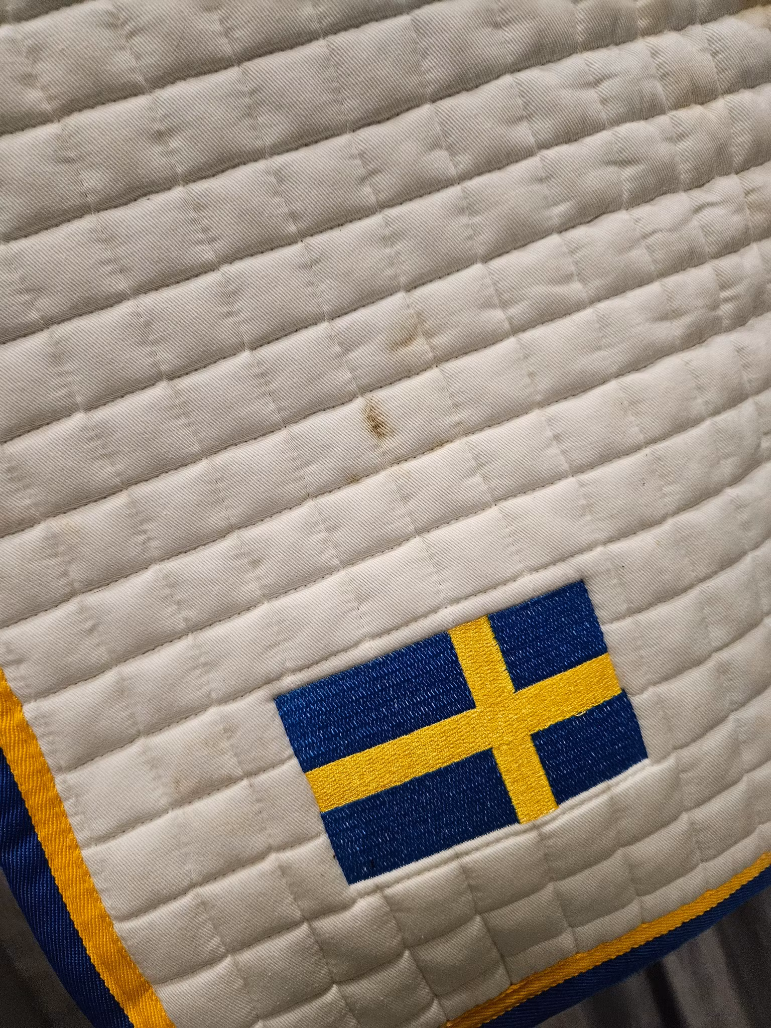 Schabrak, full, Equiline