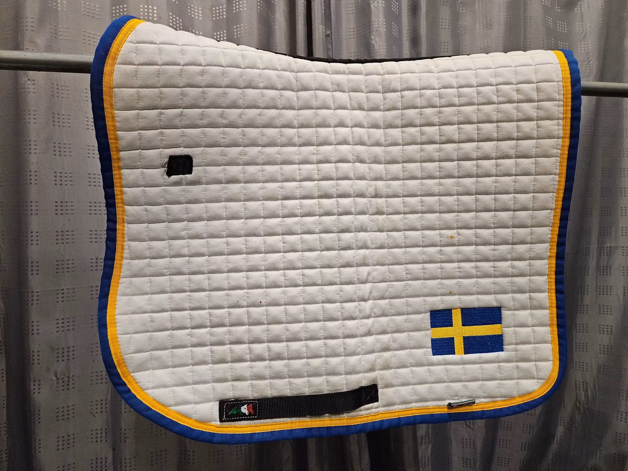 Schabrak, full, Equiline