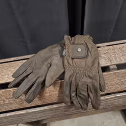 Ridhandskar, 8, Catago