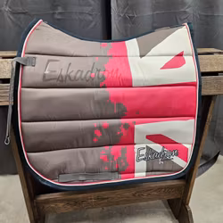 Schabrak, full, Eskadron