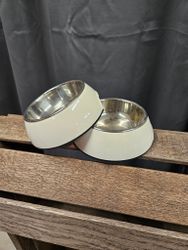 Hundmatskålar, Little Bigger