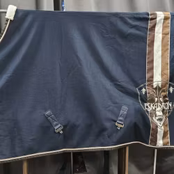 Svettäcke, XL, Eskadron