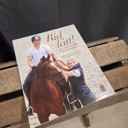 Bok: Rid Lätt, Anna Persson Wallberg