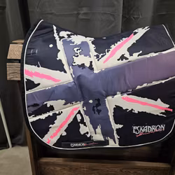 Schabrak, full, Eskadron