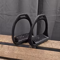 Stigbyglar, dam, Compositi