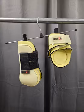 Benskydd set, ponny, Horze