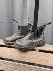 Jodhpurs, 31, Treadstone