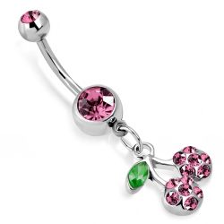 Navelpiercing med körsbär