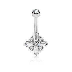 Navelpiercing med vackert kors