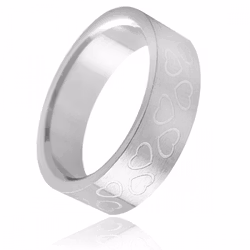 Ring med hjärtan