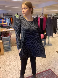 Lena tunika grå från längorna