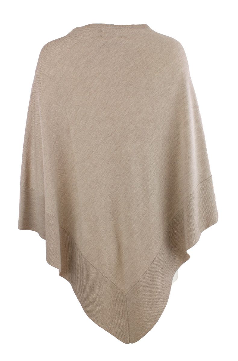 stickad poncho från boheme