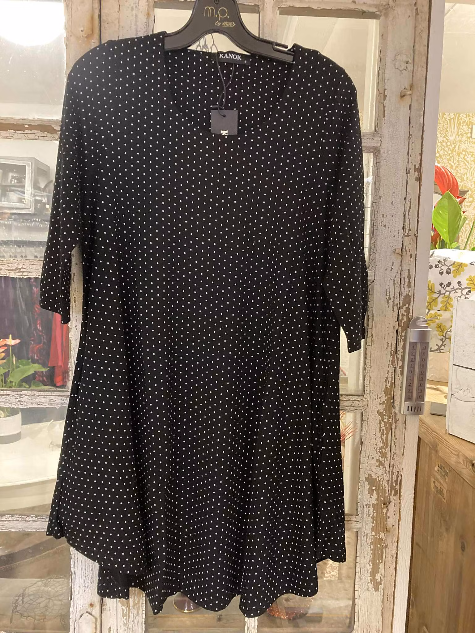 tunika svart med prick