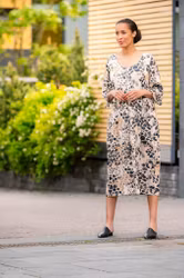 julia klänning från aino