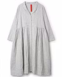 Helin klänning i stripe från ewa i Walla