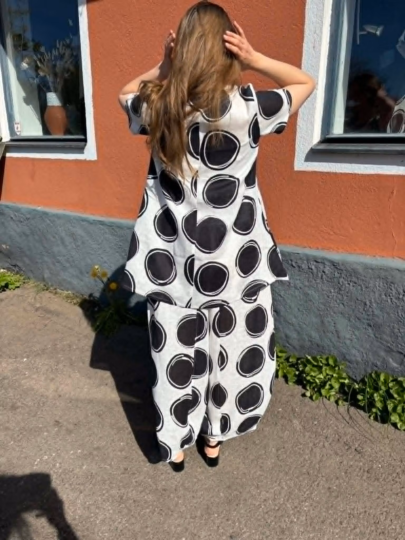 Heidi med pricken tunika i lin