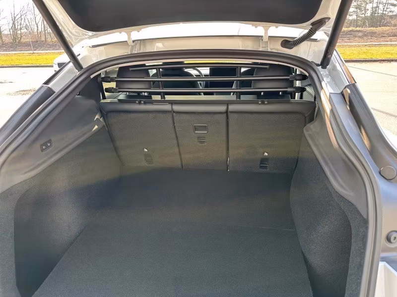 Vad behöver jag för tillbehör till min nya Tesla?