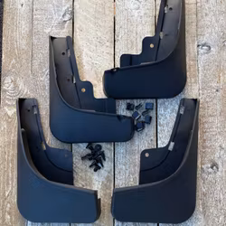 Stänkskydd mattsvarta, styckvis - Tesla Model S 2022+