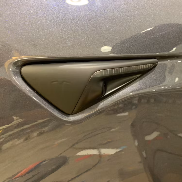 Chrome delete, Tesla Model 3