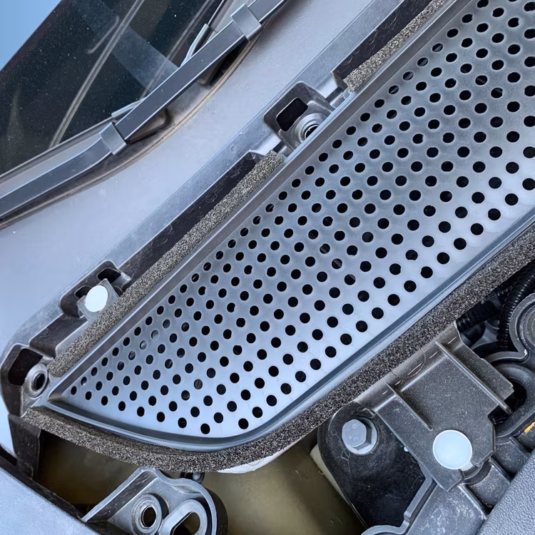 Ventilation cover t frunken - Tesla Model 3