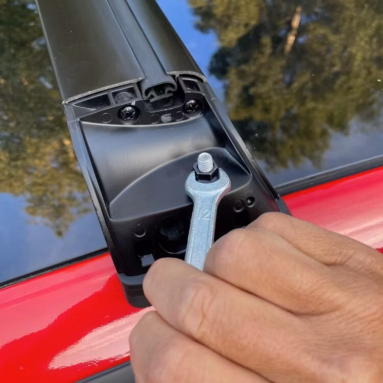 Takräcken, låsbara - Tesla Model 3