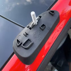 Takräcken, låsbara - Tesla Model 3