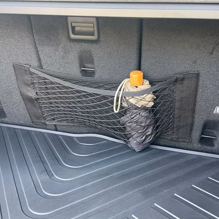 Praktiskt nät för grejor som är "bra att ha" i bilen.