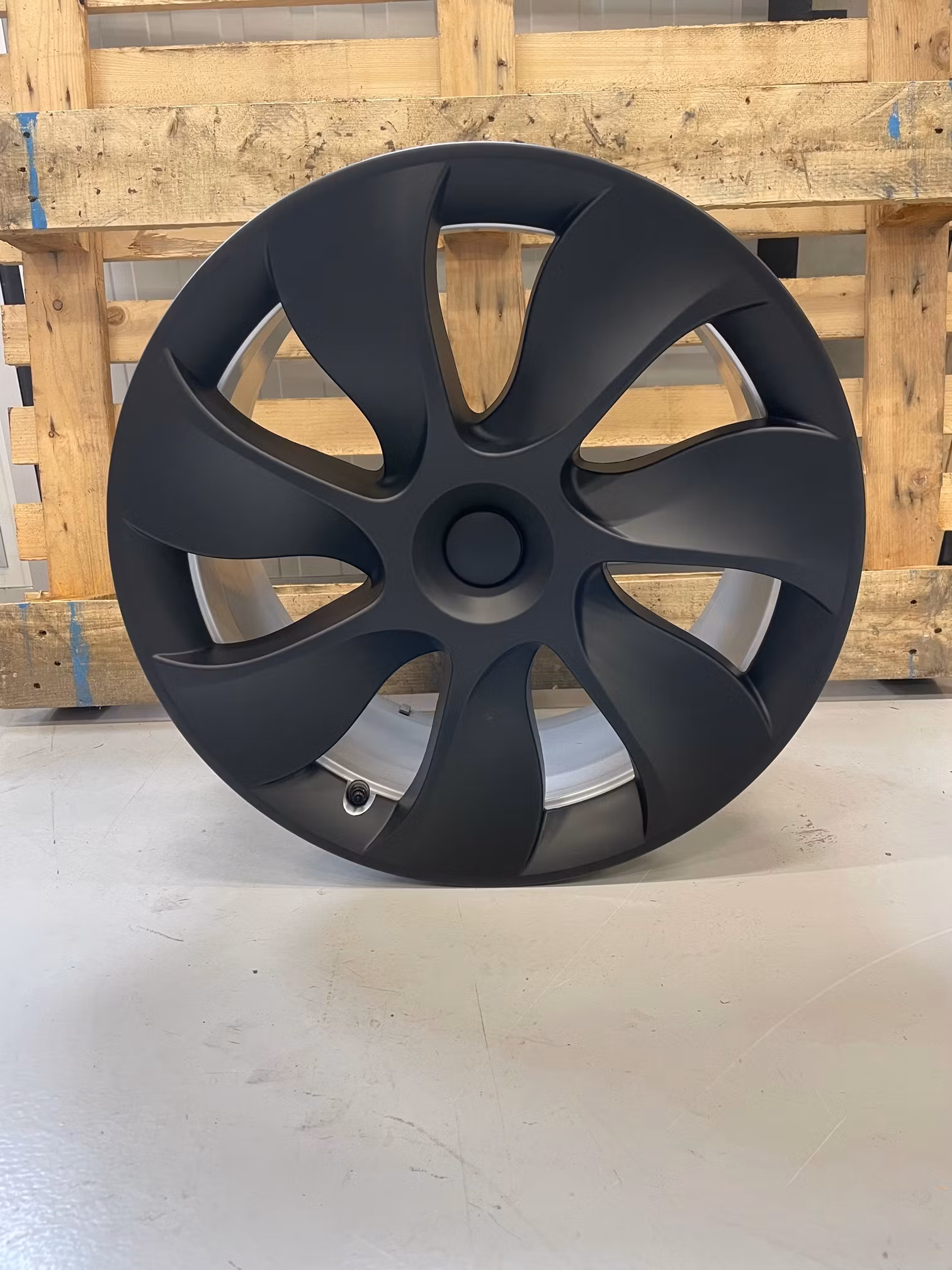 Navkapslar - Turbine 19" - mattsvarta - Tesla Model Y