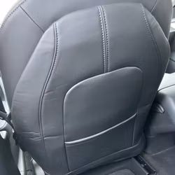 Antikick t framsätena, svart heltäckande modell, set om 2 - Tesla Model 3/Y