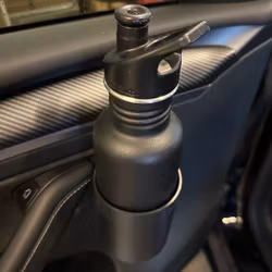 Mugg/flaskhållare till dörrarna - Tesla Model Y