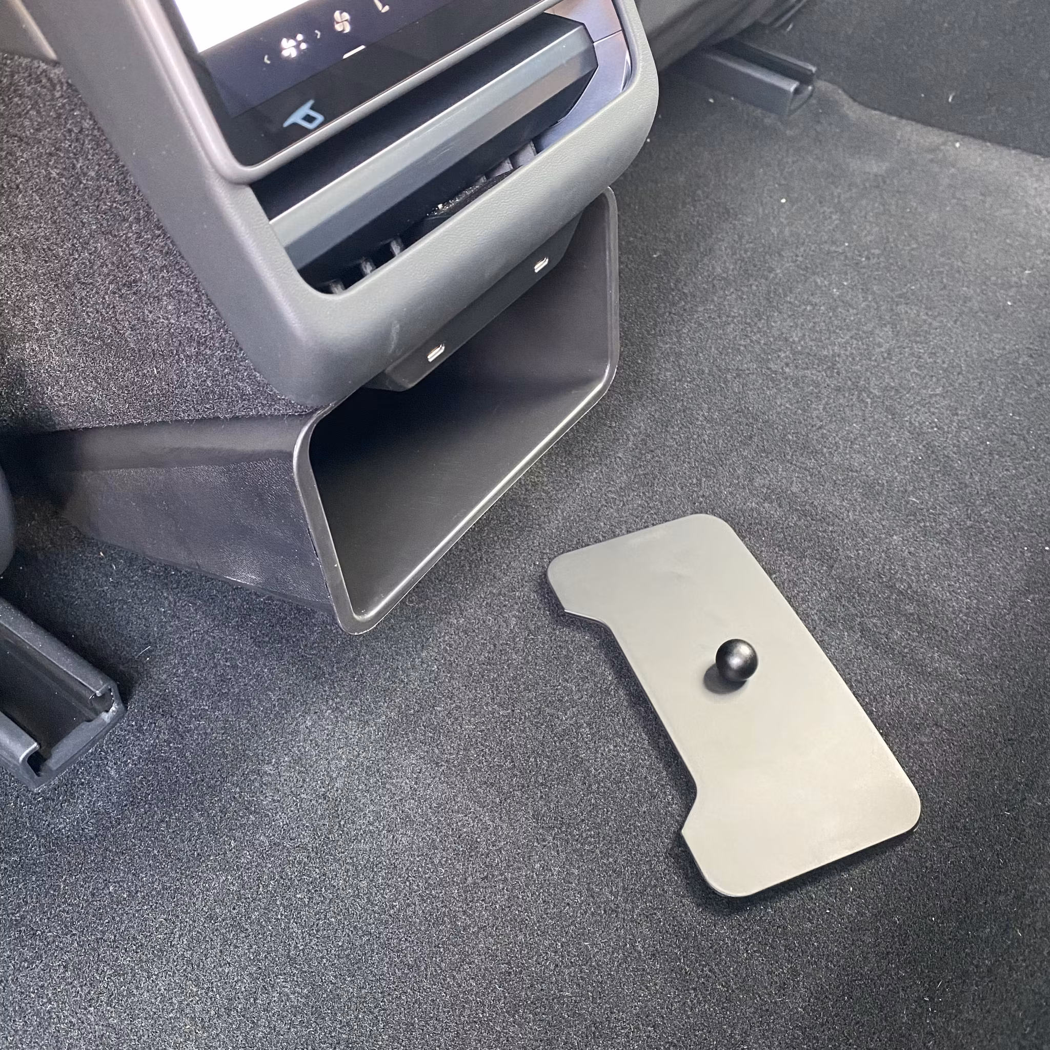 Papperskorg under skärmen bak - Tesla Model 3 Highland/Model Y Juniper LR, P