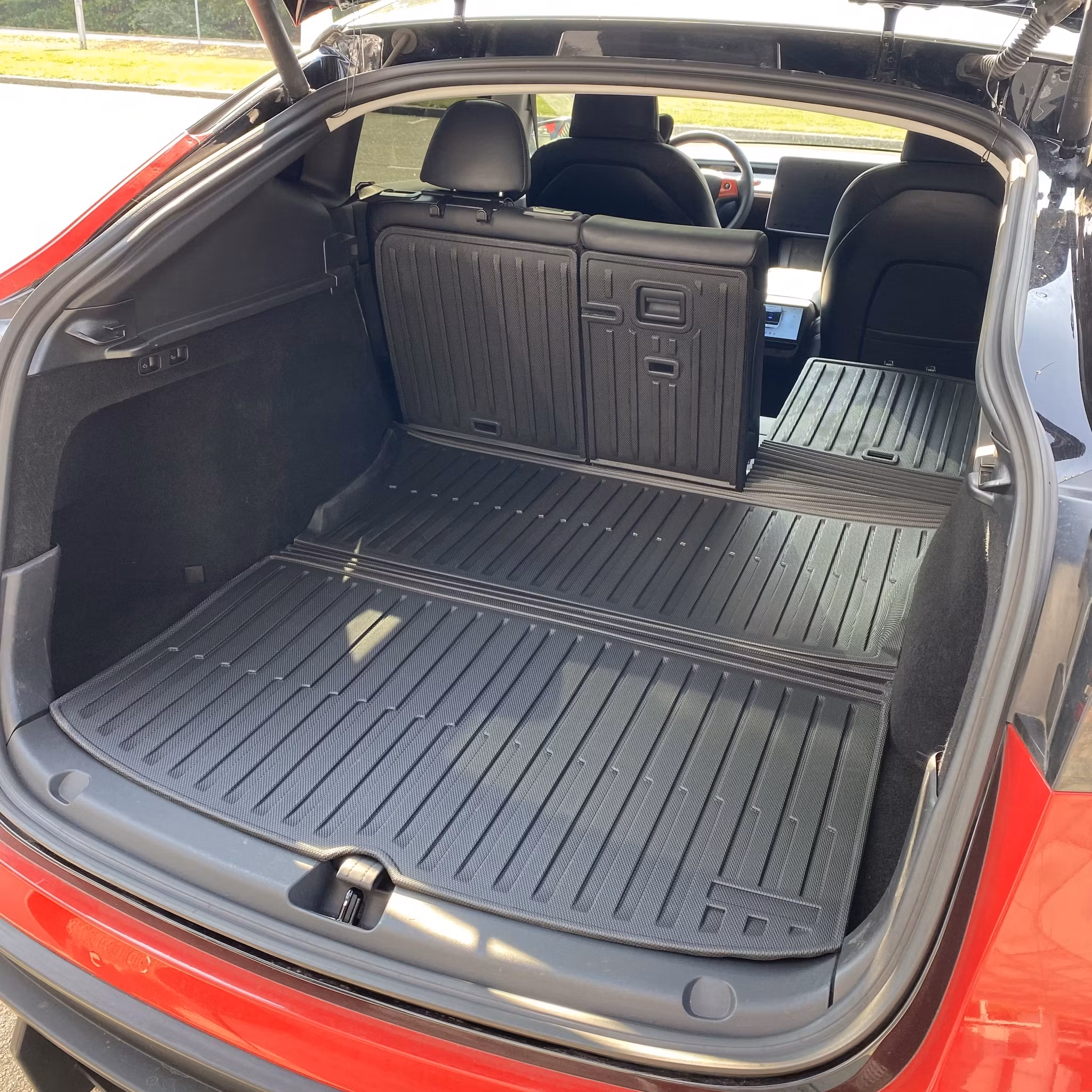 Smart, heltäckande bagagematta till din Tesla Model Y