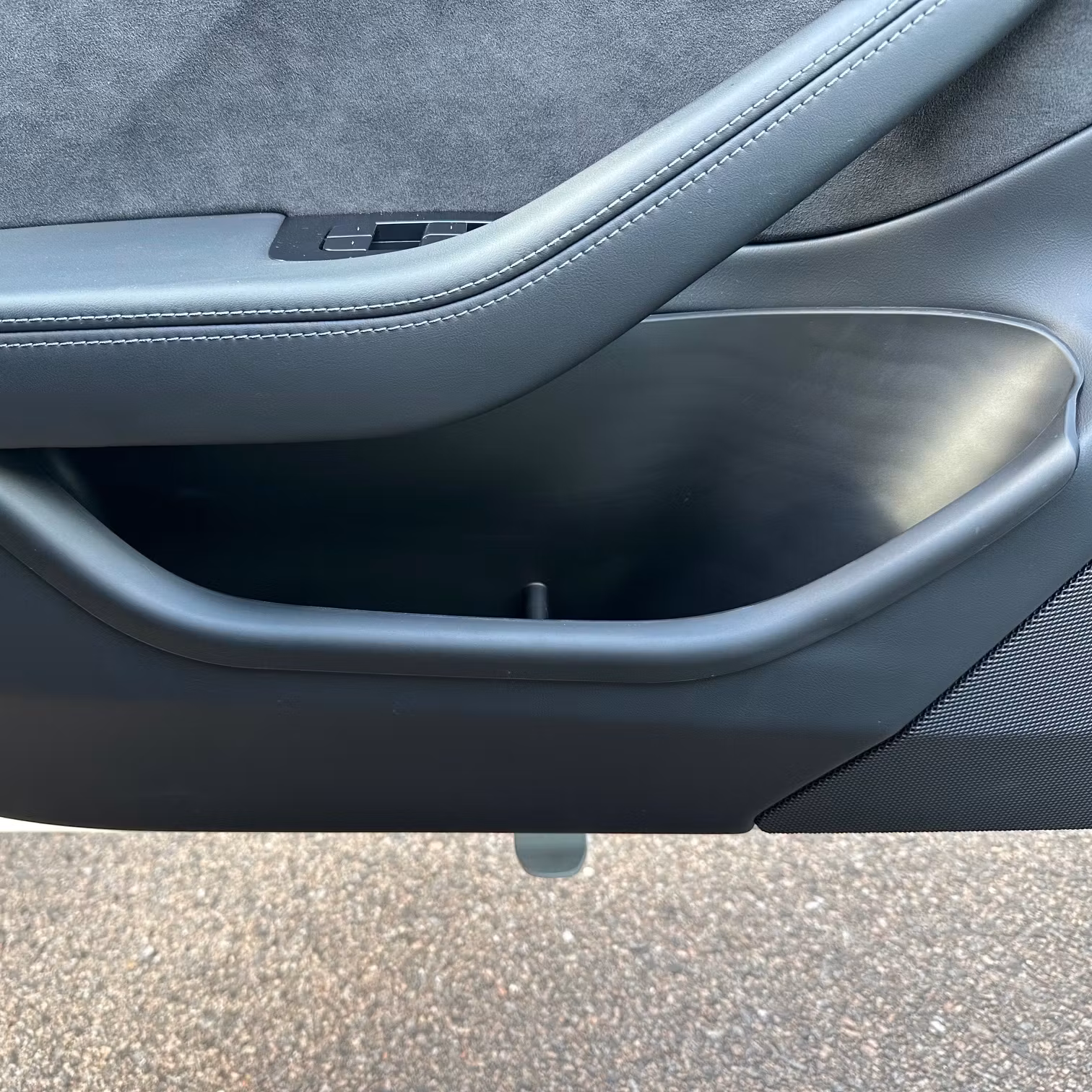 Insatser till dörrfacken i silikon, håller din Tesla fräsch mycket längre
