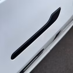 Paneler till dörrhandtagen - matt svarta - Tesla Model 3/Y