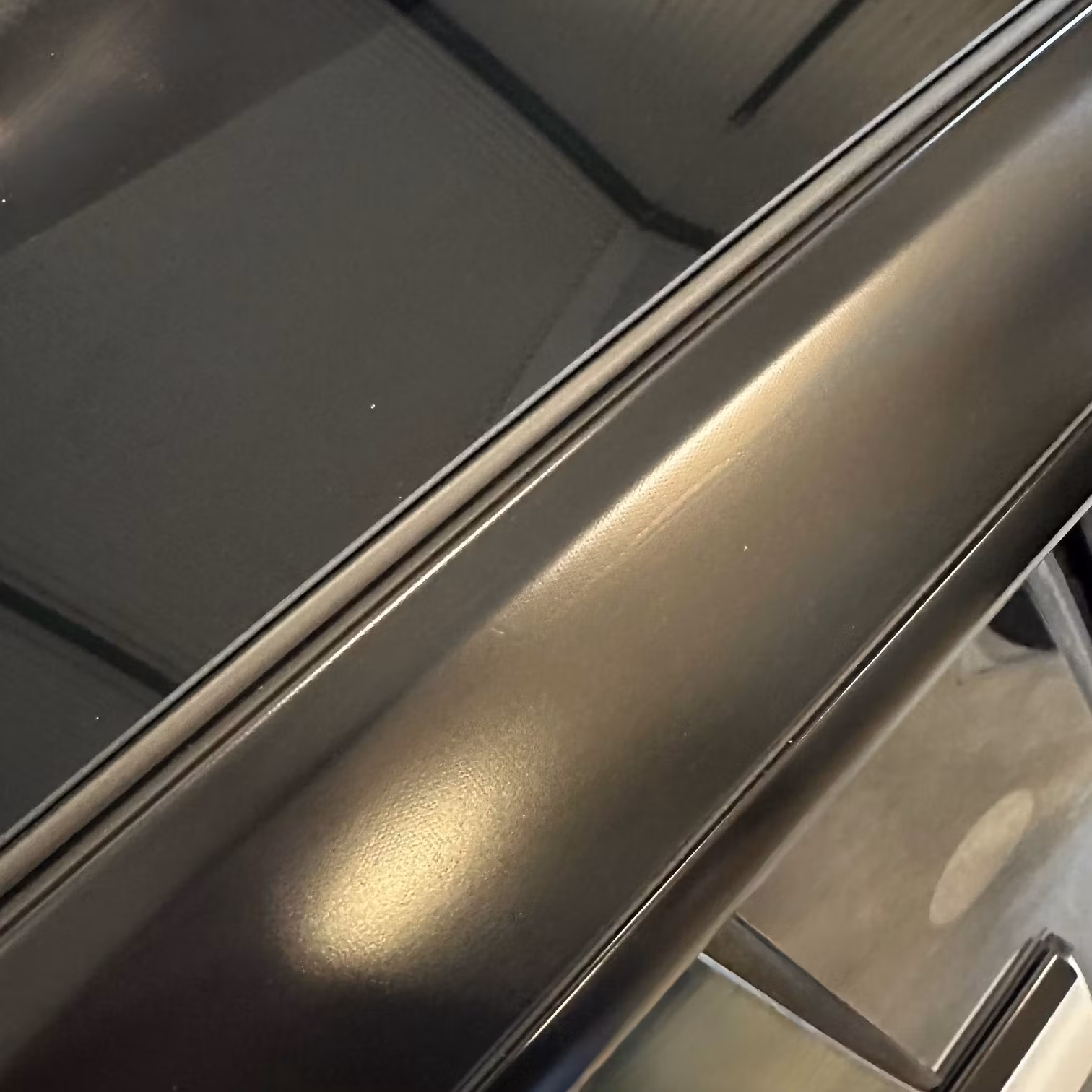 Brusreducerare - Tesla Model 3